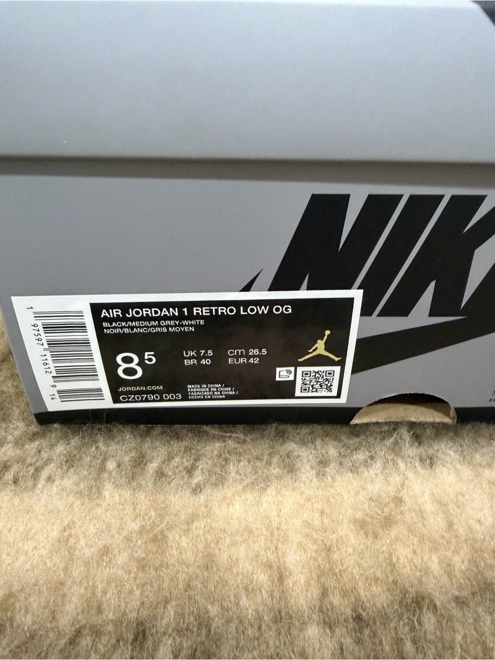 Jordan Air Jordan 1 Retro Low OG — Black, Gray, Shadow - Picture 3 of 4